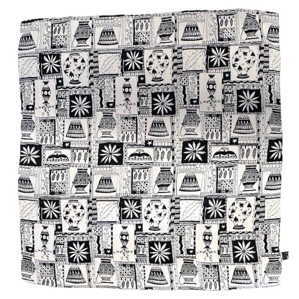 CASCA SILK SCARF Square  Black & White‎ VTG 20"x19.5” Flowers Vases Rolled Edges
